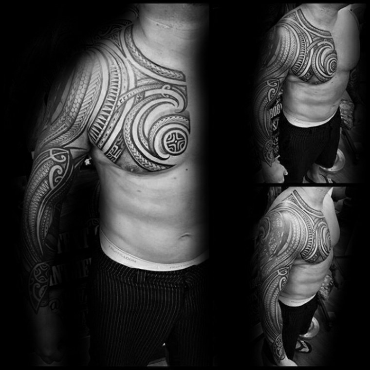 tatuajes masculinos en el hombro