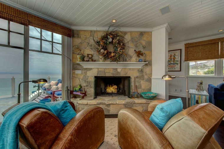 diseño de salón elegante con chimenea