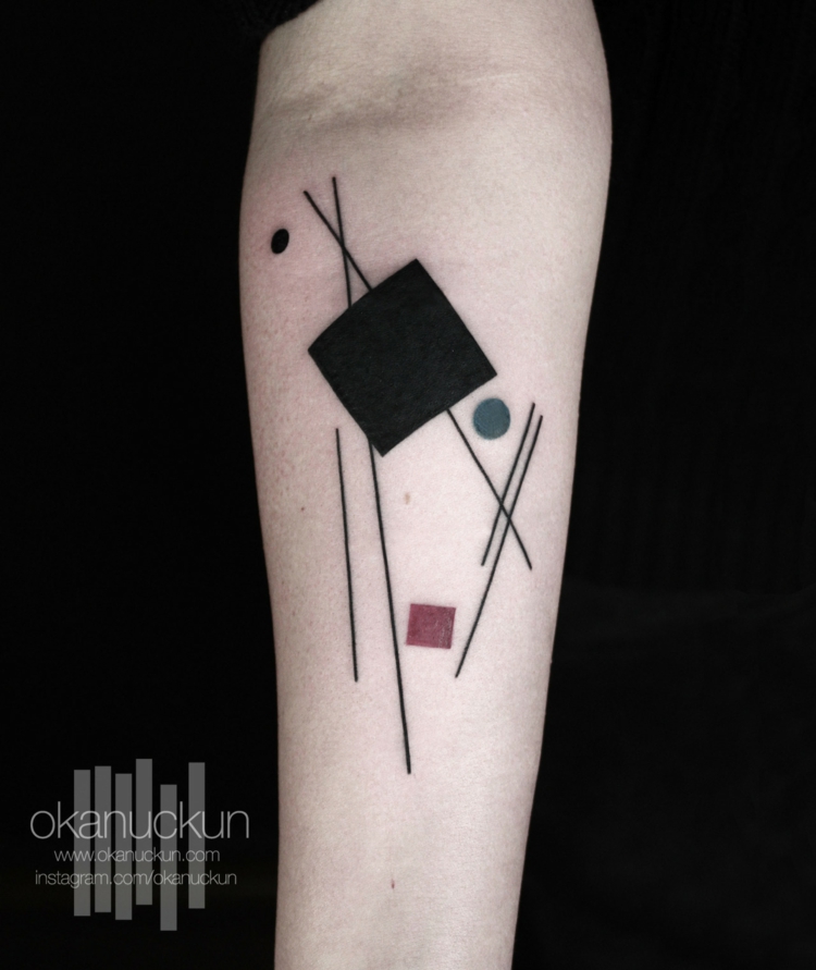 tatuajes figuras geometricas coloridas