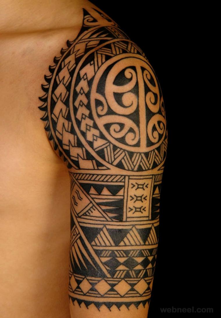 tatuaje con tribales mahoríes