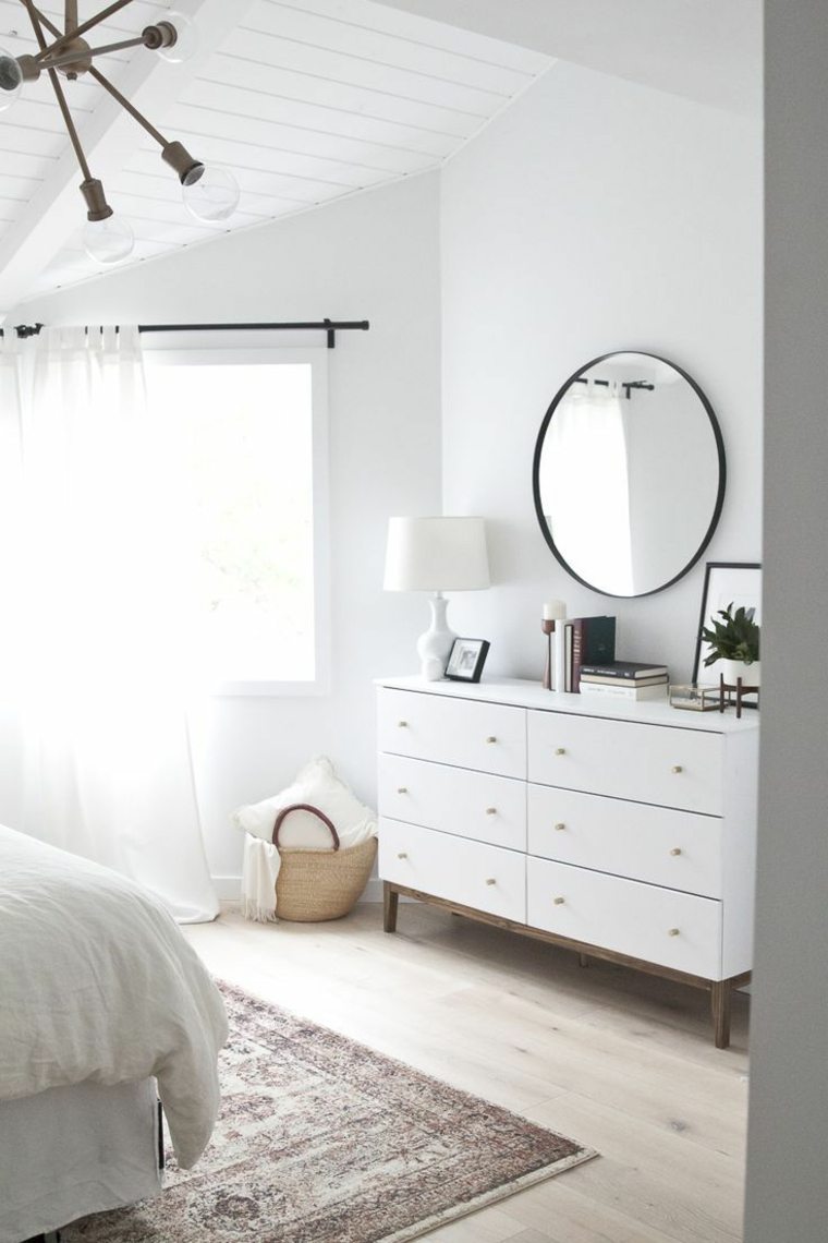 habitación de estilo minimalista