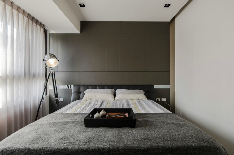bonita habitación de estilo minimalista
