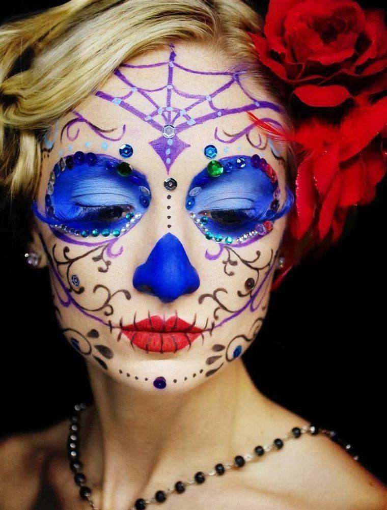 maquillaje-halloween-mujer-ideas-colores-atrevidos