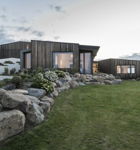 Casa rural moderna con impresionantes vistas, de Cymon Allfrey Architects