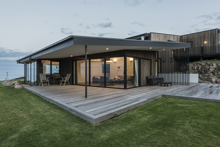 Casa rural moderna con impresionantes vistas, de Cymon Allfrey Architects