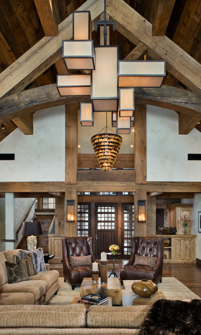 lampara-original-casa-techo-alto-diseno-rustico