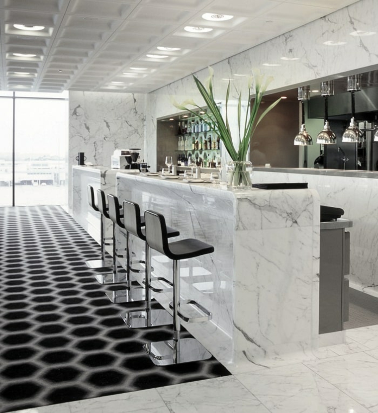 encimeras cocina marmol-cocina-barra-diseno-original-estilo-moderno