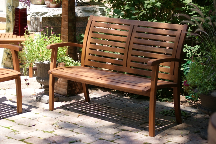 muebles de madera ideas-banco-madera-pequeno