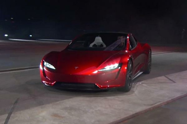 Tesla Roadster rojo