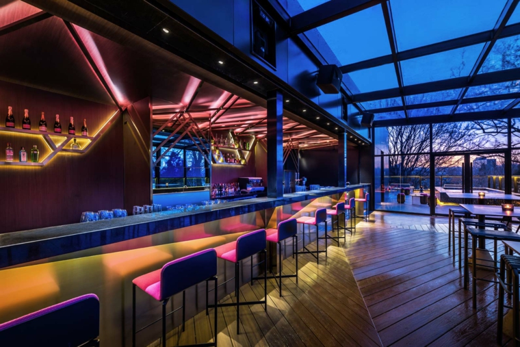 flagship-vue-bar-de-noche