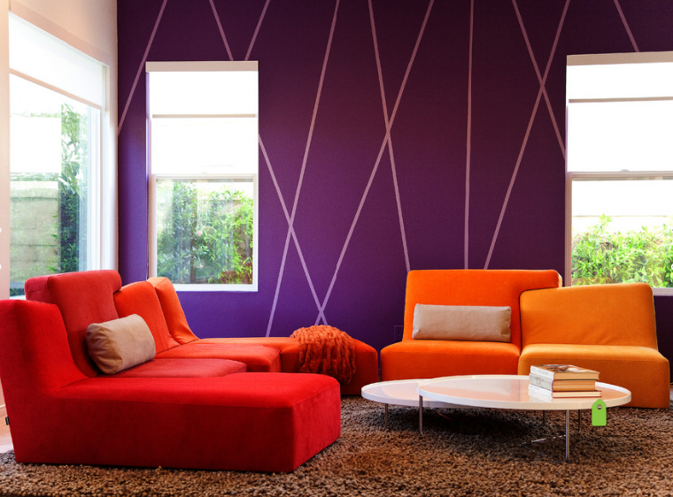 color-pantone-ano-2018-ultra-violeta-pared-salon