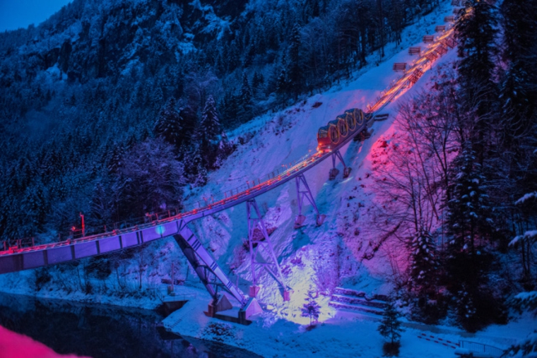 funicular-de-noche