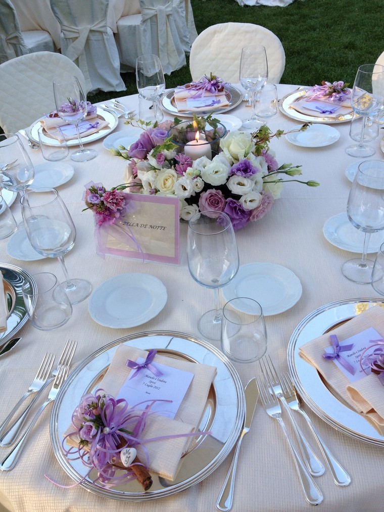 decoracion-simple-mesa-boda-platos-opciones