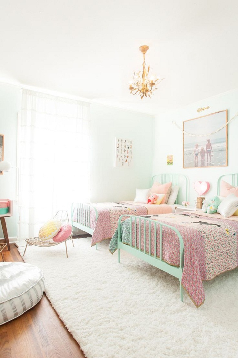 diseño de habitación infantil con dos camas