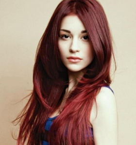 pelo-escalado-rojo-largo