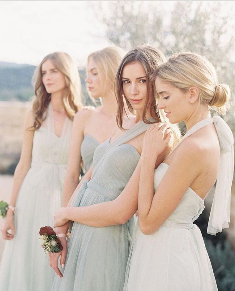 vestidos-damas-honor-colores-claros-estilo
