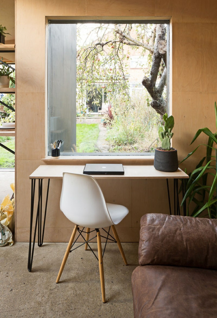 Cobertizo moderno en el jardín trasero - Un diseño de Grey Griffiths