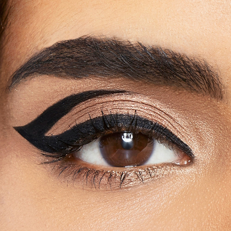como aplicar eyeliner-efectos