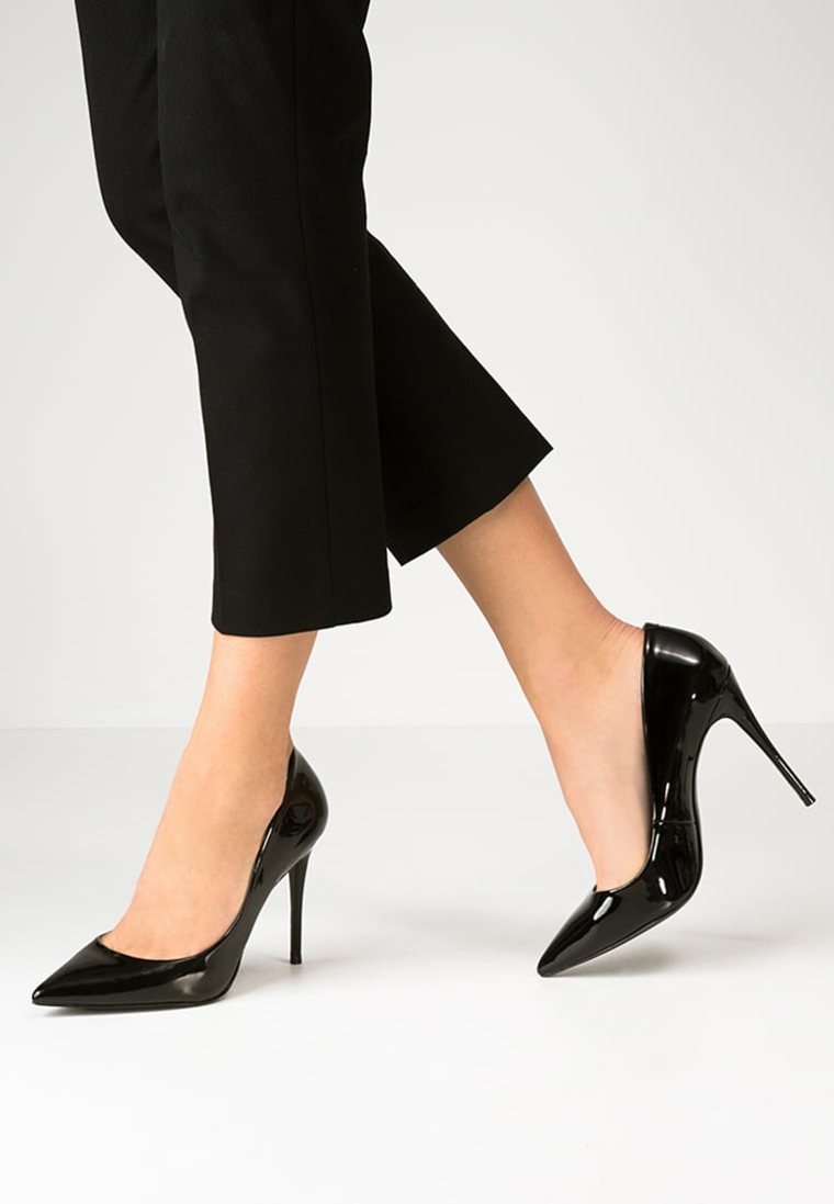 como parecer mas delgada-zapatos-tacones