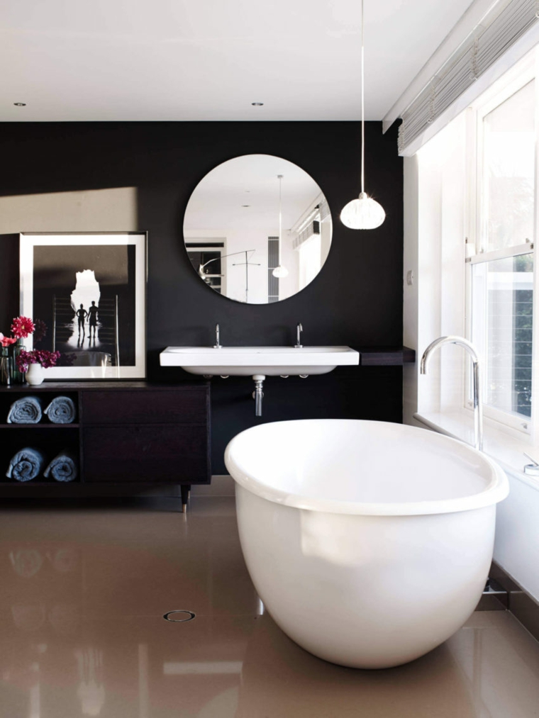 disenos-de-banos-negro-parede-banera-blanca