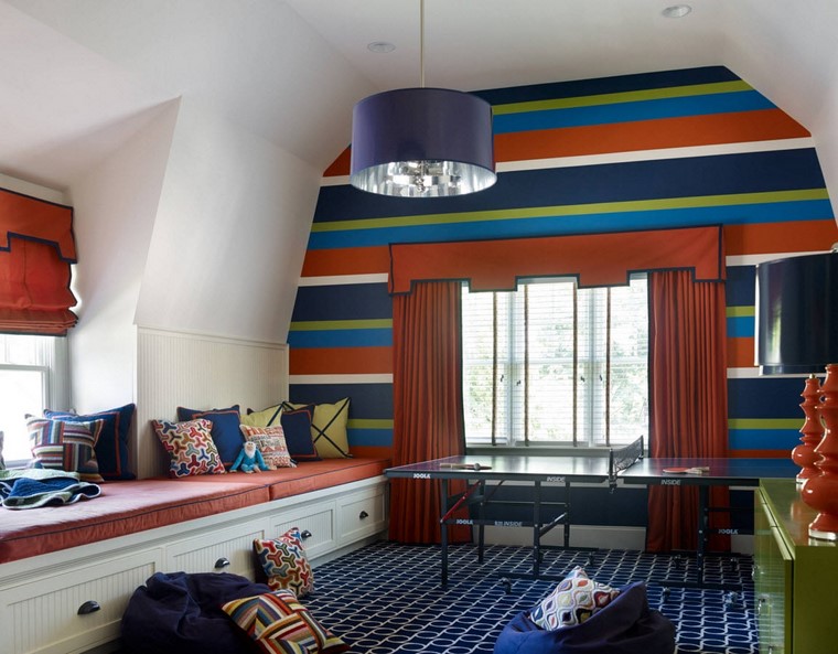 pared-rayas-habitacion-nino-estilo-moderno