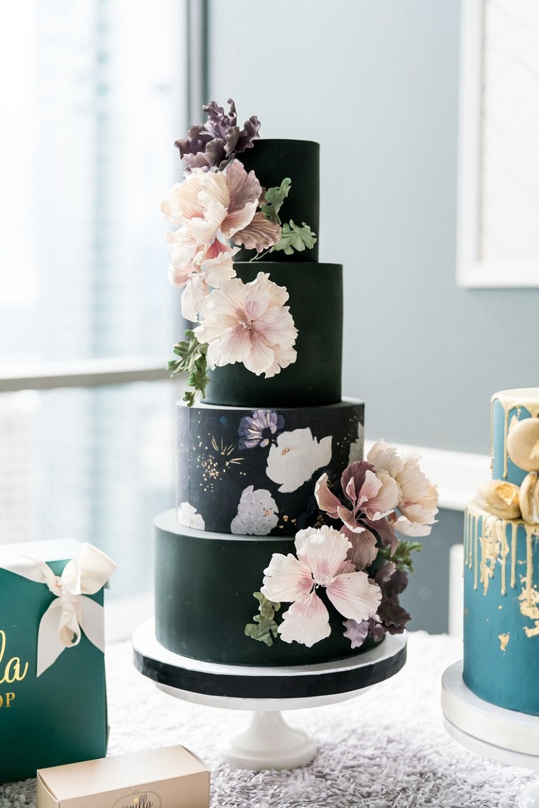 pastel-negro-dibujo-flores-opciones-estilo