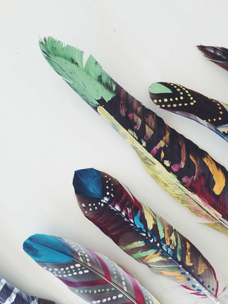Aprenda a pintar una pluma con solo unos sencillos pasos