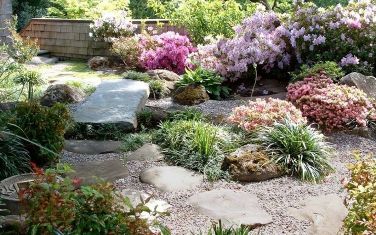 jardines con piedras arriates