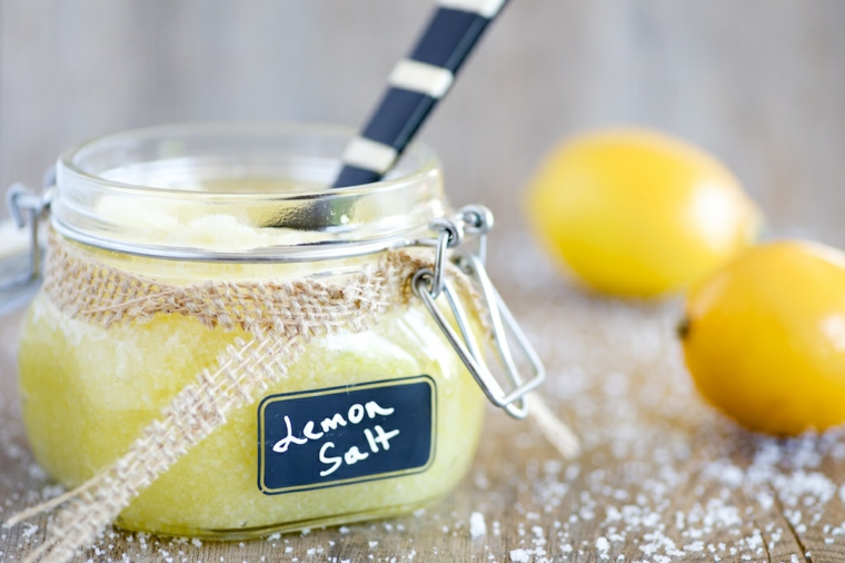 masaje exfoliante-mascarilla-casera-limon