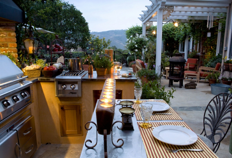 mesa-exterior-con-velas