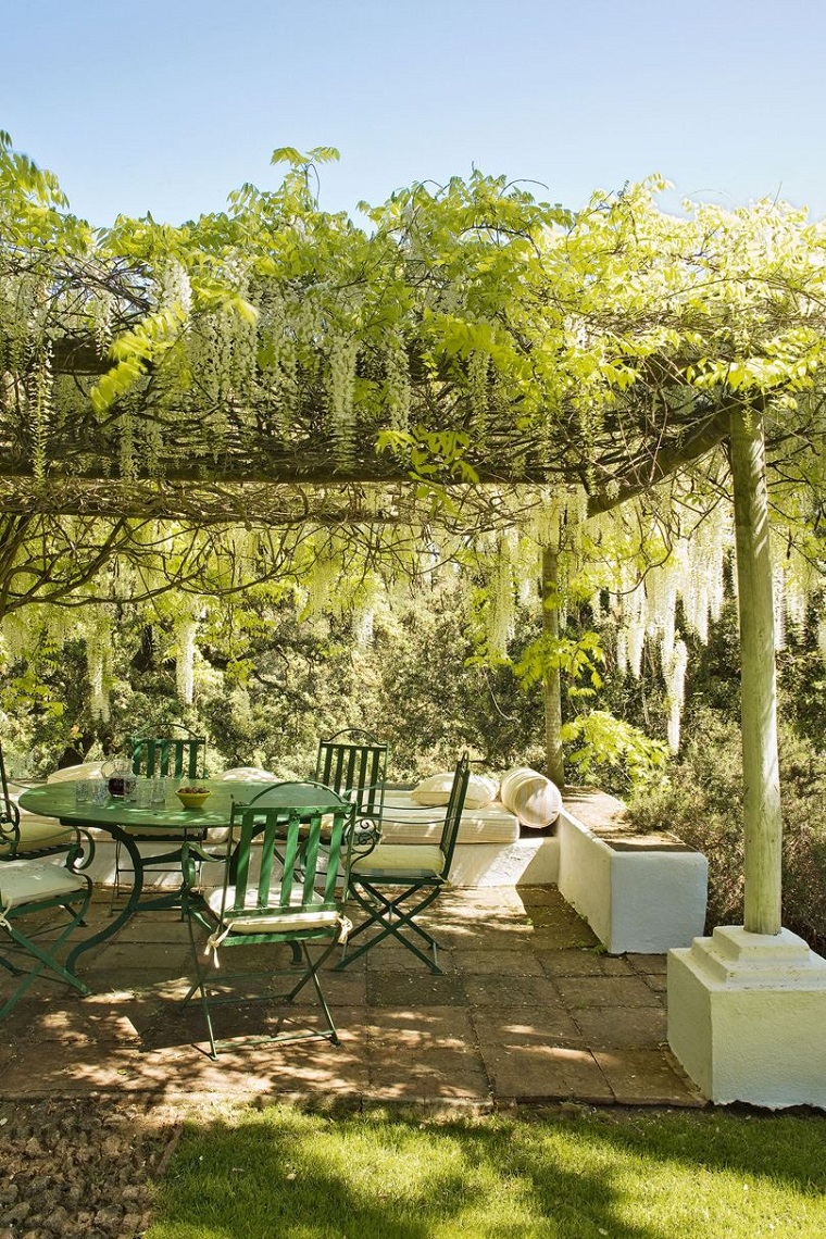pergola-muebles-originales-jardin-estilo