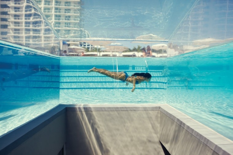 piscinas transparentes