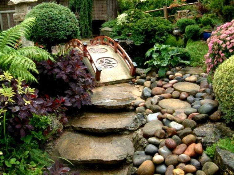 puente-con-escalones-de-piedras