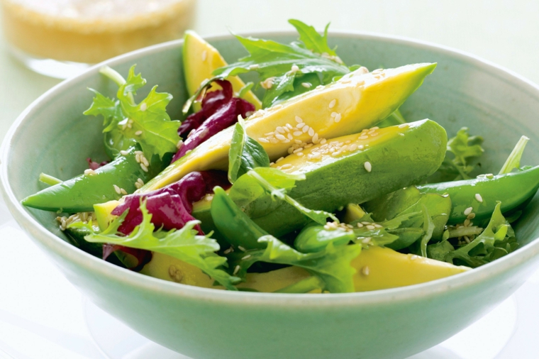recetas de ensaladas verdes-aguacate-lechuga