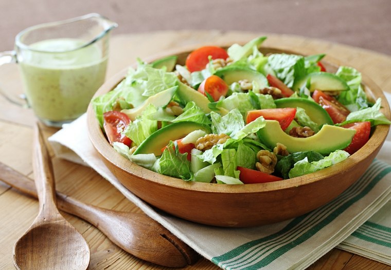recetas de ensaladas verdes-saludables-aguacate
