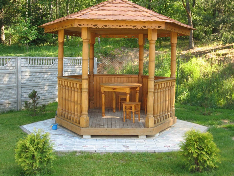 tipos porche para casa-jardin-clasico