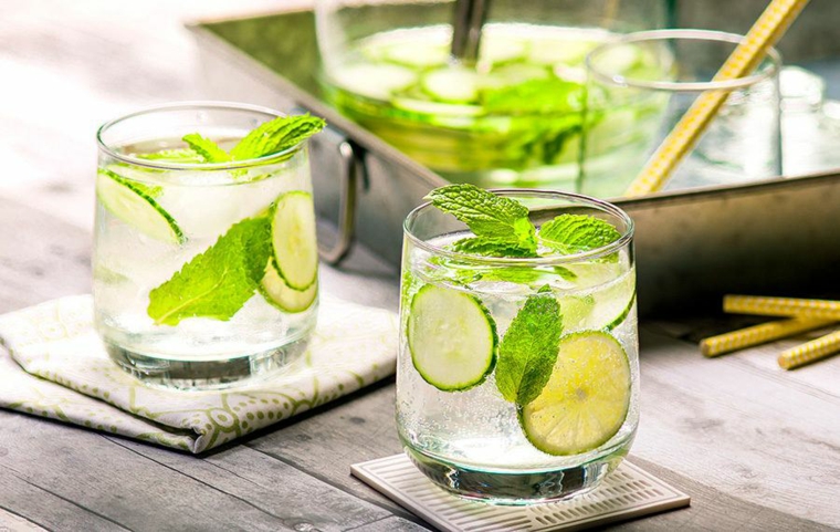 bebidas-sin-alcohol-verano-agua-pepino-resized