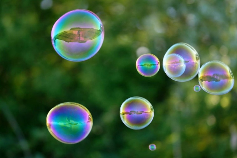 burbujas-de-jabón-en-el-aire