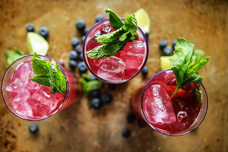 las-mejores-recetas-decocteles-mojito-arandanos-ideas