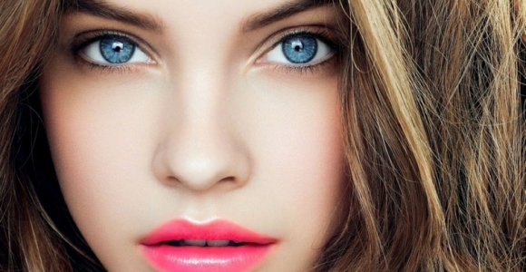 maquillaje-natural-de-dia-fresco-moderno-resized