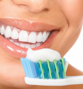 Pasta dental para blanquear los dientes - Recetas caseras para una higiene bucal adecuada