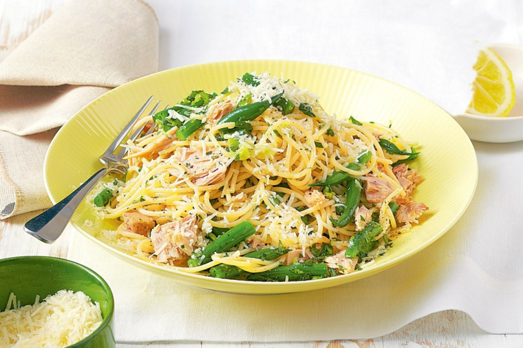 recetas de espaguetis-atun-preparados-casa
