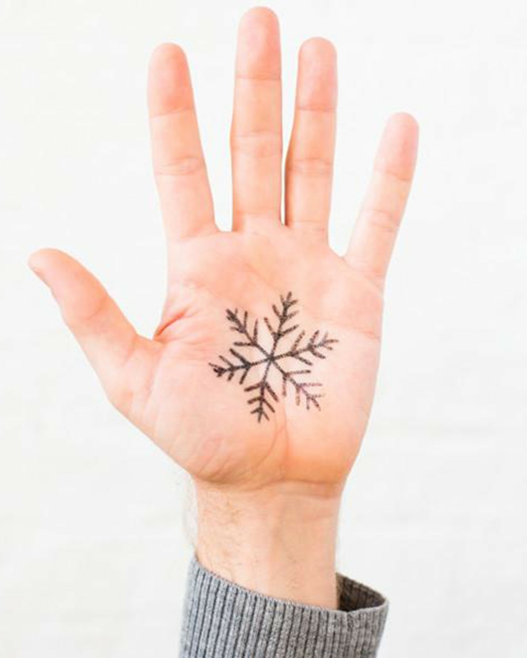 tatuajes simples-copos-nieve