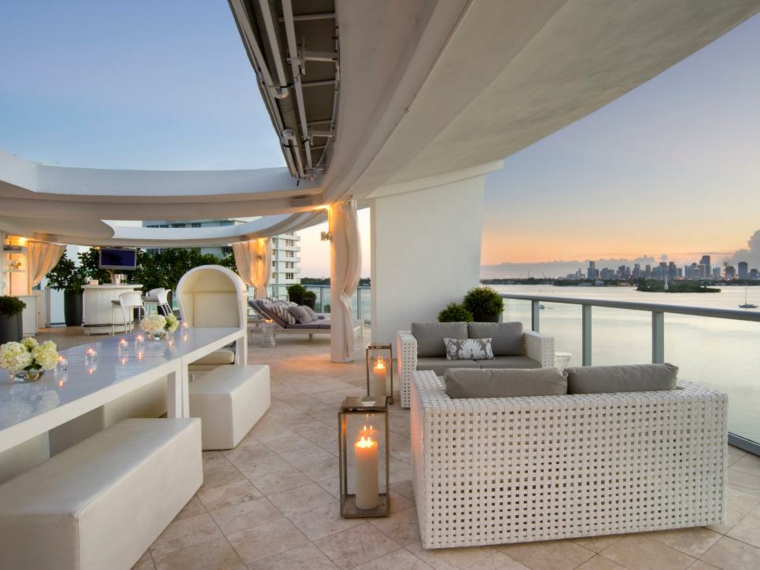 Designing a Luxurious Rooftop Terrace