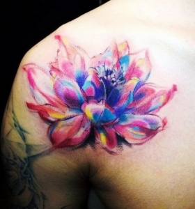 Tattoo de flores - descubre diseños impresionantes y nuevos estilos a todo color