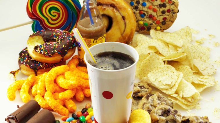 alimentos-nutritivos-comida-basura-resized