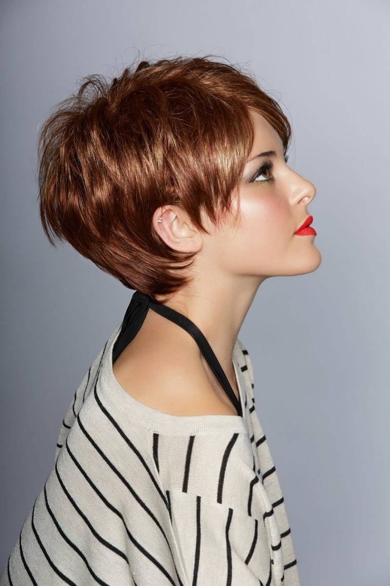 cortes de cabello corto para mujer-color-rojo