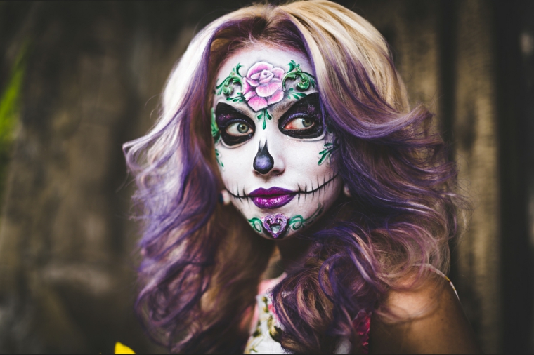 maquillaje-de-muneca-halloween-mujer-resized