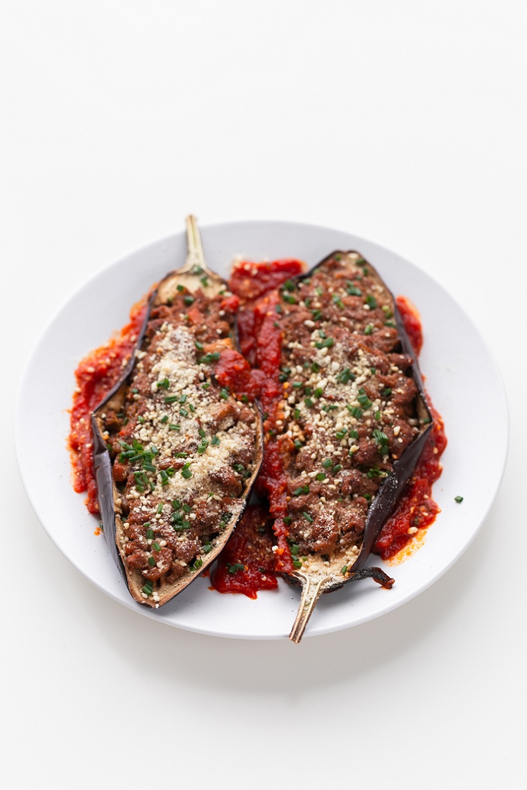 berenjenas-rellenas-receta-vegana-salsa-vegana