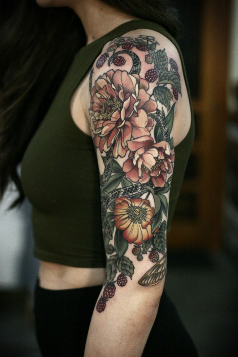 flores-frutas-tatuaje-hombro-ideas